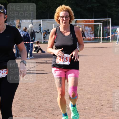 27.09.2026 - 35. Volkslauf durch das schöne Alstertal Strokosch-Dieckow http://msf.ph/oto/10580176 27.09.2026 12:54:03 Ziel 2037, 2163, 2966 meine-sportfotos.de