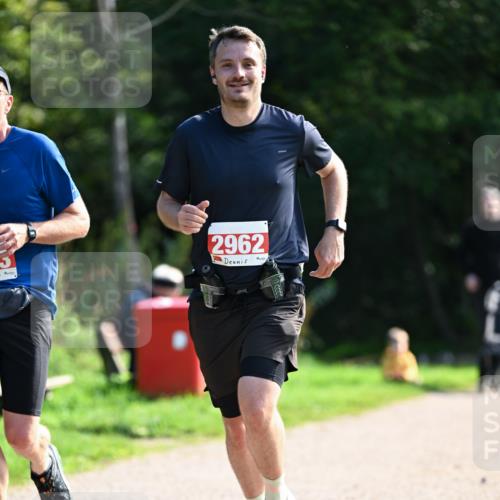 27.09.2026 - 35. Volkslauf durch das schöne Alstertal Dr. Thomas Lammeyer http://msf.ph/oto/10580257 27.09.2026 12:14:02 Laufen 2962 meine-sportfotos.de