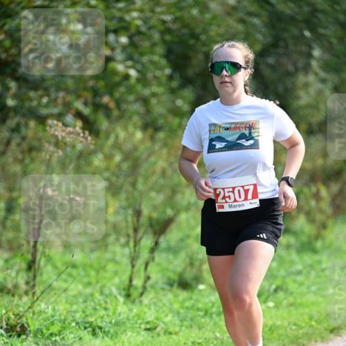 27.09.2026 - 35. Volkslauf durch das schöne Alstertal Dr. Thomas Lammeyer http://msf.ph/oto/10580306 27.09.2026 12:14:43 Laufen 2018, 2016, 2507, 1 meine-sportfotos.de