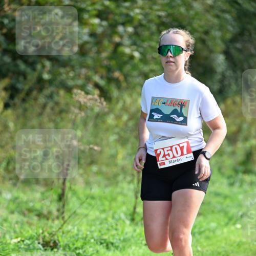 27.09.2026 - 35. Volkslauf durch das schöne Alstertal Dr. Thomas Lammeyer http://msf.ph/oto/10580309 27.09.2026 12:14:43 Laufen 2019, 2016, 2507 meine-sportfotos.de