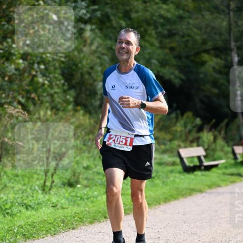 27.09.2026 - 35. Volkslauf durch das schöne Alstertal Dr. Thomas Lammeyer http://msf.ph/oto/10580343 27.09.2026 12:14:54 Laufen 2051 meine-sportfotos.de