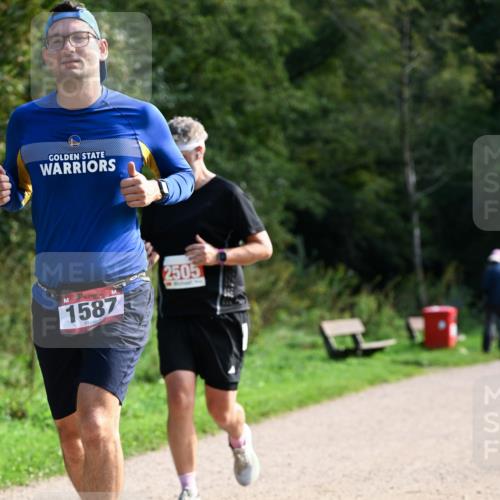 27.09.2026 - 35. Volkslauf durch das schöne Alstertal Dr. Thomas Lammeyer http://msf.ph/oto/10580387 27.09.2026 12:15:05 Laufen 1587, 2505 meine-sportfotos.de