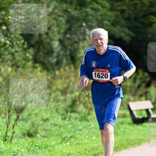 27.09.2026 - 35. Volkslauf durch das schöne Alstertal Dr. Thomas Lammeyer http://msf.ph/oto/10580394 27.09.2026 12:15:16 Laufen 1620 meine-sportfotos.de