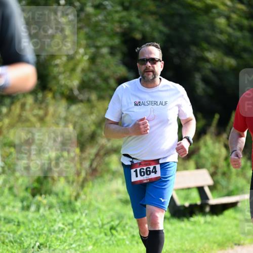 27.09.2026 - 35. Volkslauf durch das schöne Alstertal Dr. Thomas Lammeyer http://msf.ph/oto/10580424 27.09.2026 12:15:34 Laufen 1664 meine-sportfotos.de