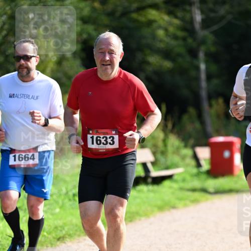 27.09.2026 - 35. Volkslauf durch das schöne Alstertal Dr. Thomas Lammeyer http://msf.ph/oto/10580428 27.09.2026 12:15:35 Laufen 1664, 1633, 7 meine-sportfotos.de