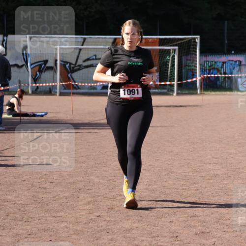 27.09.2026 - 35. Volkslauf durch das schöne Alstertal Strokosch-Dieckow http://msf.ph/oto/10580430 27.09.2026 12:55:46 Ziel 1091 meine-sportfotos.de