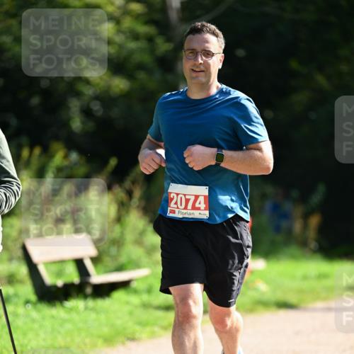 27.09.2026 - 35. Volkslauf durch das schöne Alstertal Dr. Thomas Lammeyer http://msf.ph/oto/10580446 27.09.2026 12:15:47 Laufen 2074 meine-sportfotos.de