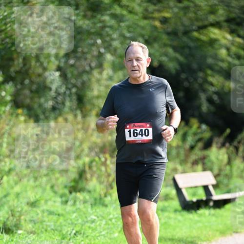 27.09.2026 - 35. Volkslauf durch das schöne Alstertal Dr. Thomas Lammeyer http://msf.ph/oto/10580518 27.09.2026 12:16:11 Laufen 1640 meine-sportfotos.de