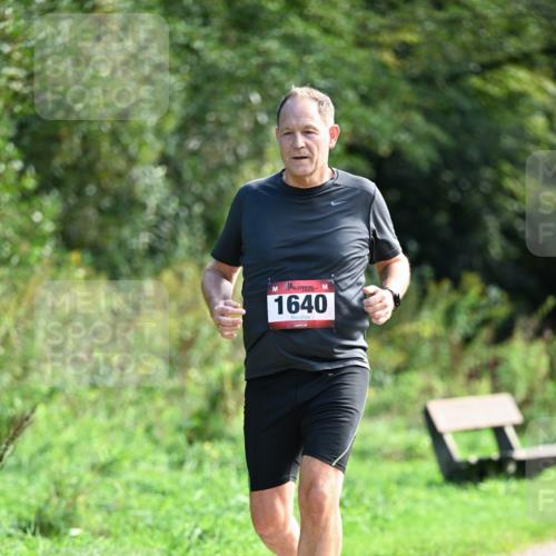 27.09.2026 - 35. Volkslauf durch das schöne Alstertal Dr. Thomas Lammeyer http://msf.ph/oto/10580521 27.09.2026 12:16:12 Laufen 1640 meine-sportfotos.de