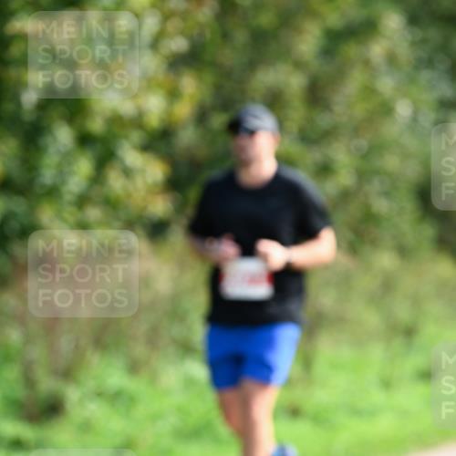 27.09.2026 - 35. Volkslauf durch das schöne Alstertal Dr. Thomas Lammeyer http://msf.ph/oto/10580589 27.09.2026 12:16:44 Laufen  meine-sportfotos.de