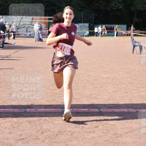 27.09.2026 - 35. Volkslauf durch das schöne Alstertal Strokosch-Dieckow http://msf.ph/oto/10580610 27.09.2026 12:57:07 Ziel 2186 meine-sportfotos.de