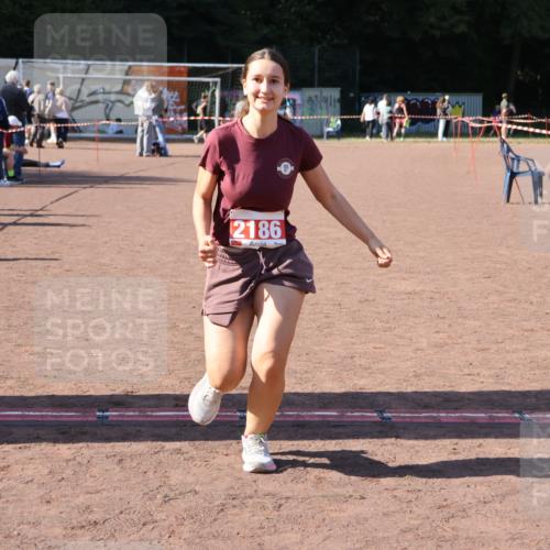 27.09.2026 - 35. Volkslauf durch das schöne Alstertal Strokosch-Dieckow http://msf.ph/oto/10580620 27.09.2026 12:57:08 Ziel 2186 meine-sportfotos.de