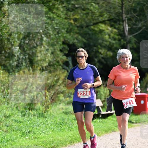 27.09.2026 - 35. Volkslauf durch das schöne Alstertal Dr. Thomas Lammeyer http://msf.ph/oto/10580652 27.09.2026 12:17:34 Laufen 2220, 2218 meine-sportfotos.de