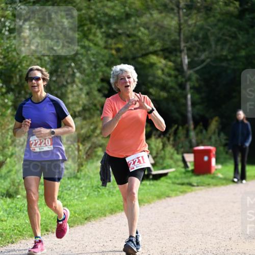 27.09.2026 - 35. Volkslauf durch das schöne Alstertal Dr. Thomas Lammeyer http://msf.ph/oto/10580661 27.09.2026 12:17:35 Laufen 2220, 2218 meine-sportfotos.de