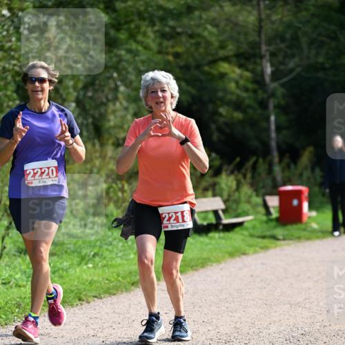 27.09.2026 - 35. Volkslauf durch das schöne Alstertal Dr. Thomas Lammeyer http://msf.ph/oto/10580664 27.09.2026 12:17:36 Laufen 2220, 2218 meine-sportfotos.de