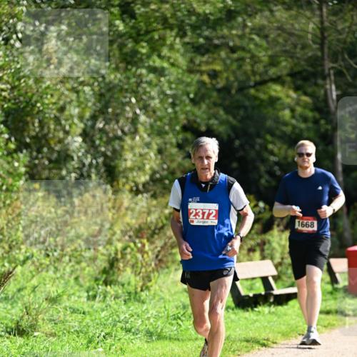 27.09.2026 - 35. Volkslauf durch das schöne Alstertal Dr. Thomas Lammeyer http://msf.ph/oto/10580695 27.09.2026 12:18:01 Laufen 2372, 1668 meine-sportfotos.de