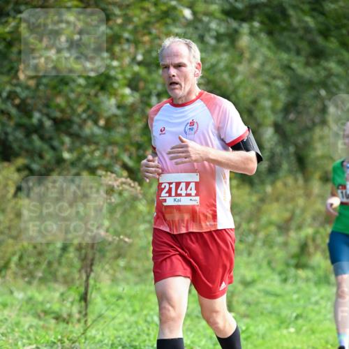27.09.2026 - 35. Volkslauf durch das schöne Alstertal Dr. Thomas Lammeyer http://msf.ph/oto/10580779 27.09.2026 12:18:58 Laufen 2144, 16 meine-sportfotos.de