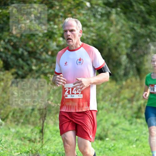 27.09.2026 - 35. Volkslauf durch das schöne Alstertal Dr. Thomas Lammeyer http://msf.ph/oto/10580780 27.09.2026 12:18:58 Laufen 0, 40, 2144, 10 meine-sportfotos.de