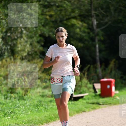 27.09.2026 - 35. Volkslauf durch das schöne Alstertal Dr. Thomas Lammeyer http://msf.ph/oto/10580806 27.09.2026 12:19:29 Laufen 2492 meine-sportfotos.de