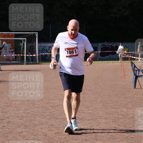 27.09.2026 - 35. Volkslauf durch das schöne Alstertal Strokosch-Dieckow http://msf.ph/oto/10580940 27.09.2026 12:59:04 Ziel 1661, 2221 meine-sportfotos.de