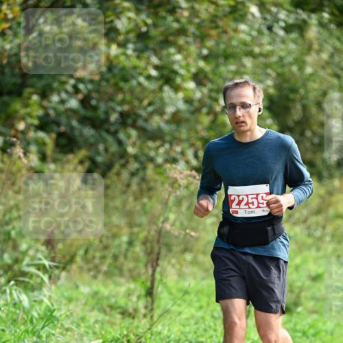 27.09.2026 - 35. Volkslauf durch das schöne Alstertal Dr. Thomas Lammeyer http://msf.ph/oto/10580944 27.09.2026 12:21:33 Laufen 2259, 1 meine-sportfotos.de