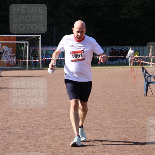 27.09.2026 - 35. Volkslauf durch das schöne Alstertal Strokosch-Dieckow http://msf.ph/oto/10580945 27.09.2026 12:59:04 Ziel 1661, 2221 meine-sportfotos.de