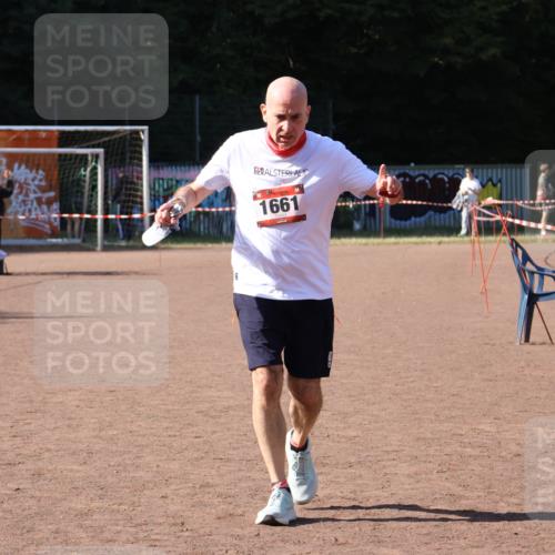 27.09.2026 - 35. Volkslauf durch das schöne Alstertal Strokosch-Dieckow http://msf.ph/oto/10580949 27.09.2026 12:59:04 Ziel 1661, 2221 meine-sportfotos.de