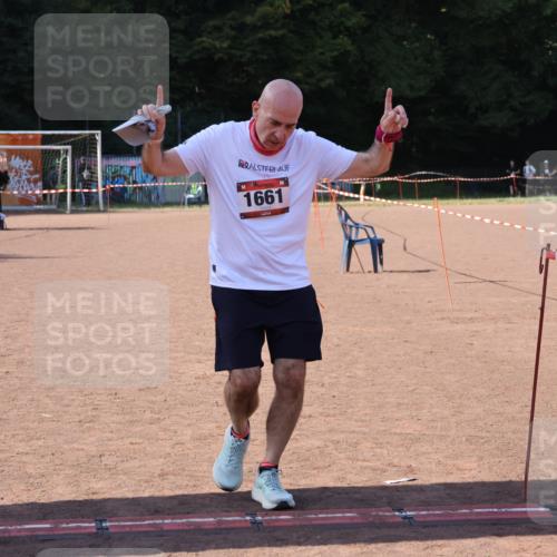 27.09.2026 - 35. Volkslauf durch das schöne Alstertal Strokosch-Dieckow http://msf.ph/oto/10581005 27.09.2026 12:59:06 Ziel 1661, 2221 meine-sportfotos.de