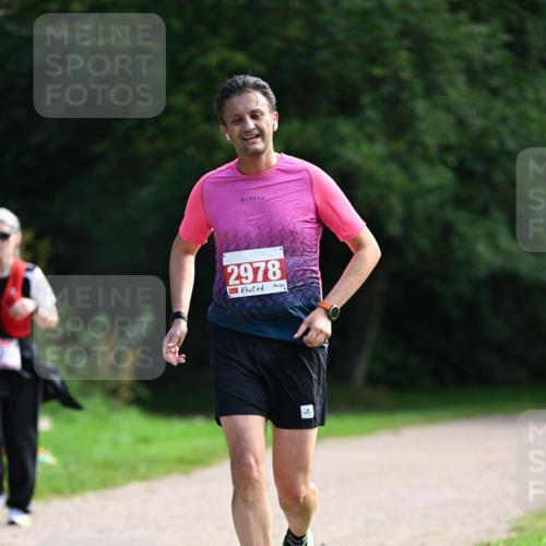 27.09.2026 - 35. Volkslauf durch das schöne Alstertal Dr. Thomas Lammeyer http://msf.ph/oto/10581006 27.09.2026 12:22:08 Laufen 2978 meine-sportfotos.de