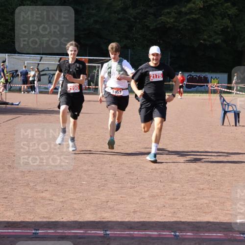 27.09.2026 - 35. Volkslauf durch das schöne Alstertal Strokosch-Dieckow http://msf.ph/oto/10581010 27.09.2026 12:59:29 Ziel 1653, 2175, 2190 meine-sportfotos.de