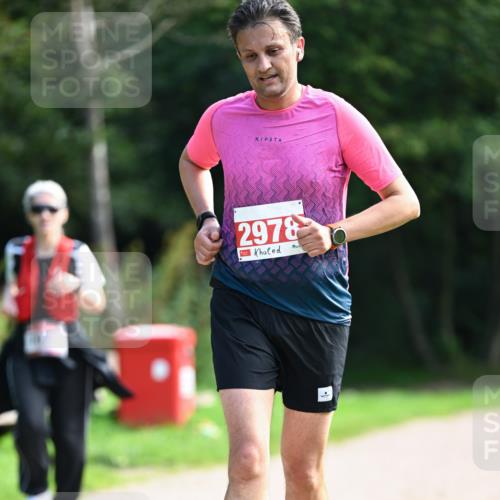 27.09.2026 - 35. Volkslauf durch das schöne Alstertal Dr. Thomas Lammeyer http://msf.ph/oto/10581018 27.09.2026 12:22:09 Laufen 2978 meine-sportfotos.de