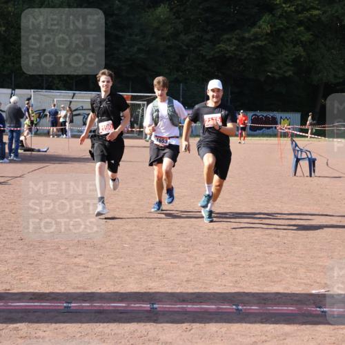 27.09.2026 - 35. Volkslauf durch das schöne Alstertal Strokosch-Dieckow http://msf.ph/oto/10581019 27.09.2026 12:59:29 Ziel 1653, 2175, 2190 meine-sportfotos.de