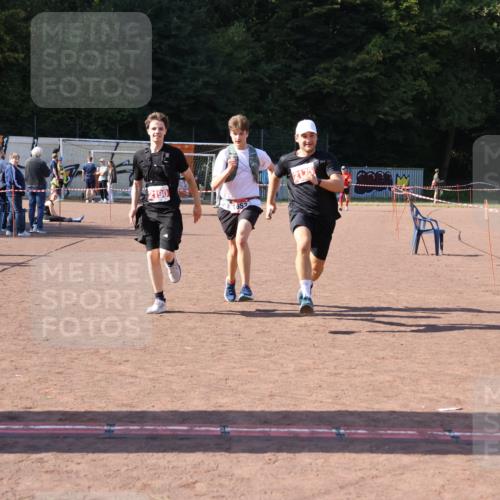 27.09.2026 - 35. Volkslauf durch das schöne Alstertal Strokosch-Dieckow http://msf.ph/oto/10581023 27.09.2026 12:59:29 Ziel 1653, 2175, 2190 meine-sportfotos.de