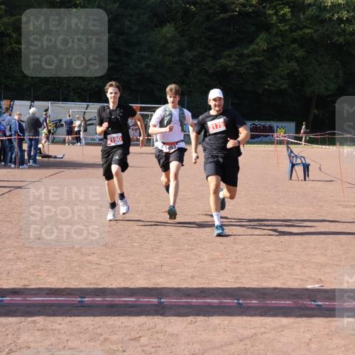 27.09.2026 - 35. Volkslauf durch das schöne Alstertal Strokosch-Dieckow http://msf.ph/oto/10581028 27.09.2026 12:59:30 Ziel 1653, 2175, 2190 meine-sportfotos.de