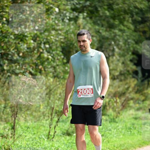 27.09.2026 - 35. Volkslauf durch das schöne Alstertal Dr. Thomas Lammeyer http://msf.ph/oto/10581041 27.09.2026 12:22:29 Laufen 2000 meine-sportfotos.de