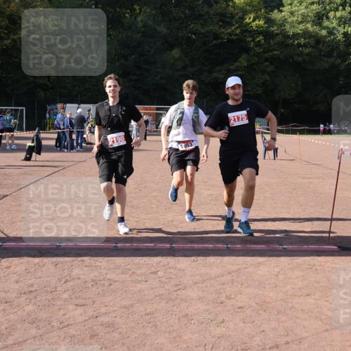 27.09.2026 - 35. Volkslauf durch das schöne Alstertal Strokosch-Dieckow http://msf.ph/oto/10581064 27.09.2026 12:59:30 Ziel 1653, 2175, 2190 meine-sportfotos.de