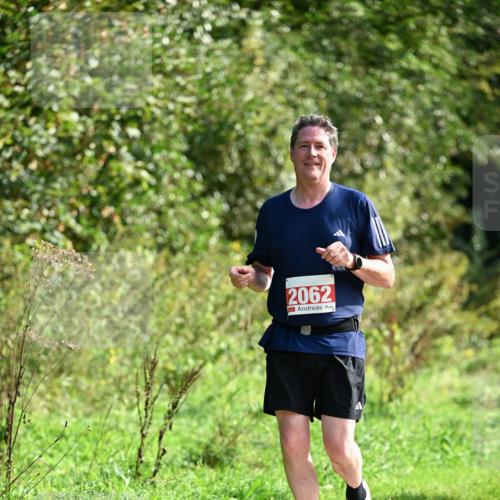 27.09.2026 - 35. Volkslauf durch das schöne Alstertal Dr. Thomas Lammeyer http://msf.ph/oto/10581076 27.09.2026 12:22:54 Laufen 2062 meine-sportfotos.de