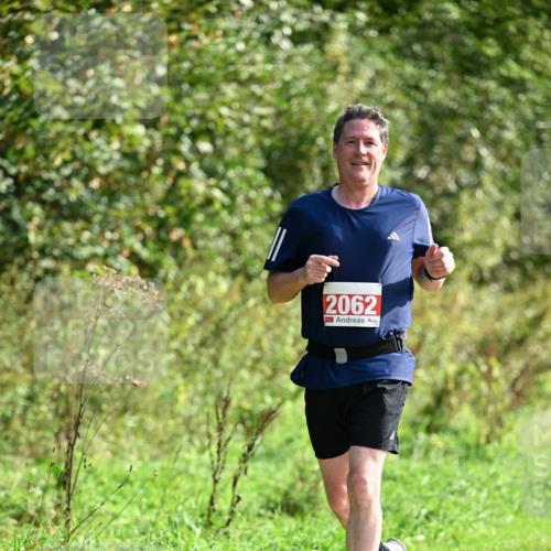 27.09.2026 - 35. Volkslauf durch das schöne Alstertal Dr. Thomas Lammeyer http://msf.ph/oto/10581078 27.09.2026 12:22:54 Laufen 2062 meine-sportfotos.de