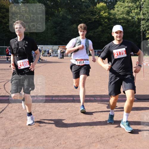 27.09.2026 - 35. Volkslauf durch das schöne Alstertal Strokosch-Dieckow http://msf.ph/oto/10581108 27.09.2026 12:59:31 Ziel 1653, 2175, 2190 meine-sportfotos.de