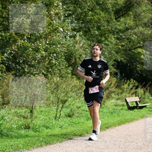 27.09.2026 - 35. Volkslauf durch das schöne Alstertal Dr. Thomas Lammeyer http://msf.ph/oto/10581209 27.09.2026 12:24:33 Laufen 2362 meine-sportfotos.de