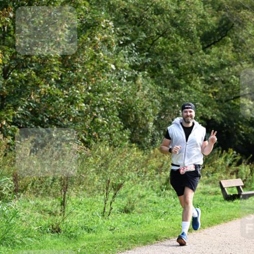 27.09.2026 - 35. Volkslauf durch das schöne Alstertal Dr. Thomas Lammeyer http://msf.ph/oto/10581234 27.09.2026 12:24:37 Laufen 2398 meine-sportfotos.de