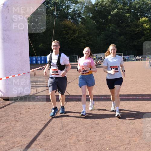27.09.2026 - 35. Volkslauf durch das schöne Alstertal Strokosch-Dieckow http://msf.ph/oto/10581481 27.09.2026 13:01:18 Ziel 1109, 1110, 1660 meine-sportfotos.de
