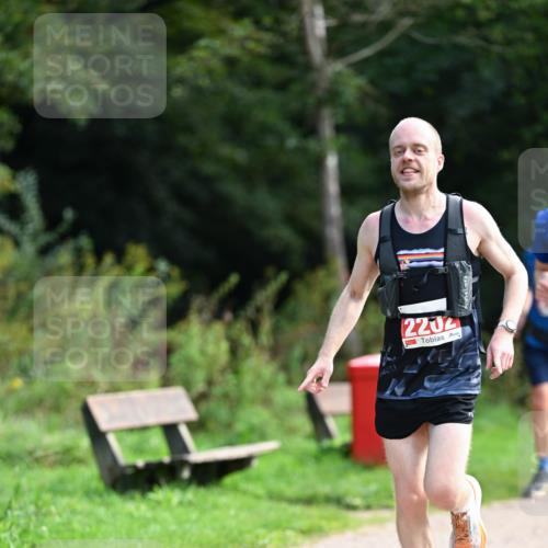27.09.2026 - 35. Volkslauf durch das schöne Alstertal Dr. Thomas Lammeyer http://msf.ph/oto/10581544 27.09.2026 12:26:25 Laufen 2202 meine-sportfotos.de