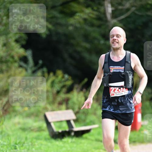 27.09.2026 - 35. Volkslauf durch das schöne Alstertal Dr. Thomas Lammeyer http://msf.ph/oto/10581548 27.09.2026 12:26:26 Laufen 2204 meine-sportfotos.de