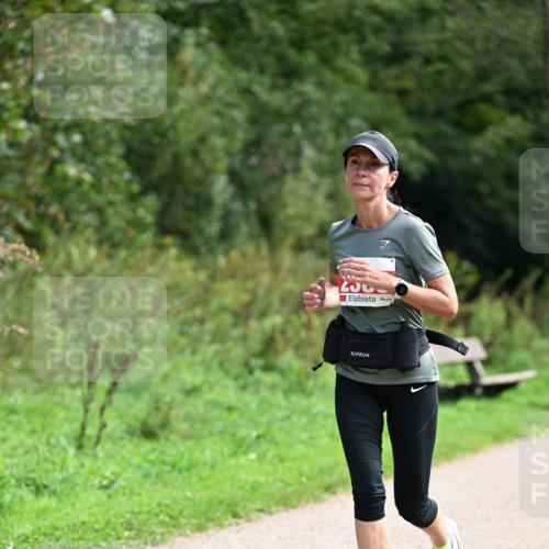 27.09.2026 - 35. Volkslauf durch das schöne Alstertal Dr. Thomas Lammeyer http://msf.ph/oto/10581597 27.09.2026 12:26:42 Laufen  meine-sportfotos.de