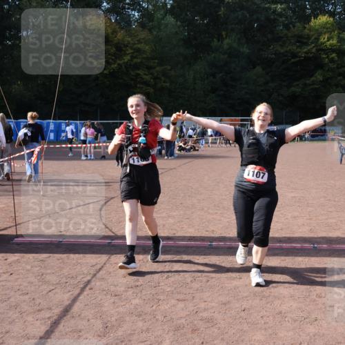 27.09.2026 - 35. Volkslauf durch das schöne Alstertal Strokosch-Dieckow http://msf.ph/oto/10581654 27.09.2026 13:02:31 Ziel 1107, 1108, 2035 meine-sportfotos.de