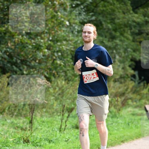 27.09.2026 - 35. Volkslauf durch das schöne Alstertal Dr. Thomas Lammeyer http://msf.ph/oto/10581758 27.09.2026 12:28:30 Laufen 2094 meine-sportfotos.de