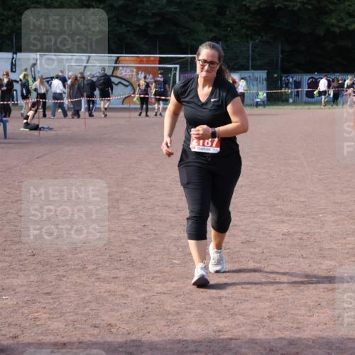 27.09.2026 - 35. Volkslauf durch das schöne Alstertal Strokosch-Dieckow http://msf.ph/oto/10581773 27.09.2026 13:03:36 Ziel 2187 meine-sportfotos.de