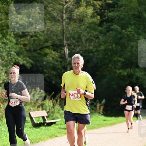 27.09.2026 - 35. Volkslauf durch das schöne Alstertal Dr. Thomas Lammeyer http://msf.ph/oto/10581793 27.09.2026 12:28:41 Laufen 2329, 2386 meine-sportfotos.de