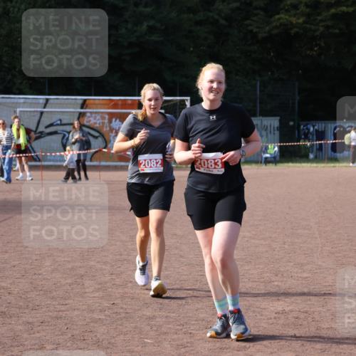 27.09.2026 - 35. Volkslauf durch das schöne Alstertal Strokosch-Dieckow http://msf.ph/oto/10581862 27.09.2026 13:06:14 Ziel 2082, 2083 meine-sportfotos.de